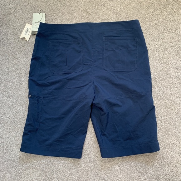 🏌🏼‍♀️Annika Cutter & Buck women’s golf shorts 14 - Picture 6 of 6